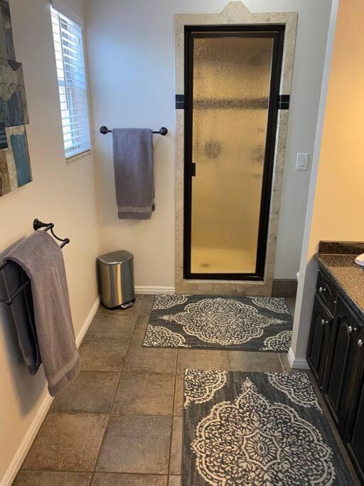 Wasatch Front Home With Pool Close To Everything! Murray Luaran gambar